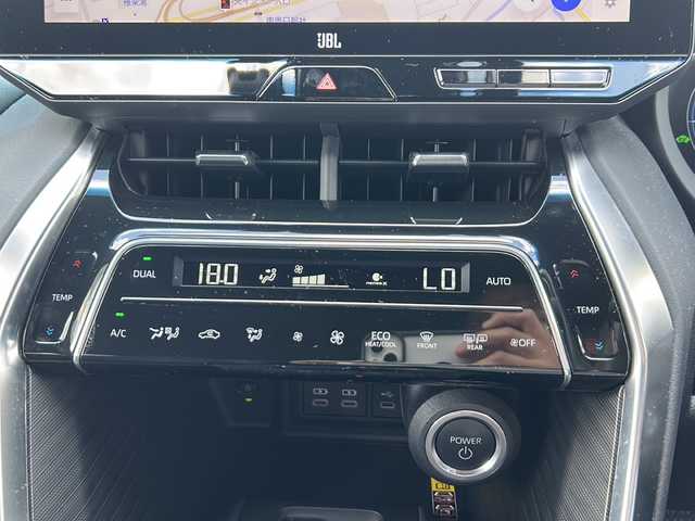 トヨタ ハリアー ハイブリッド Z レザーパッケージ 青森県 2023(令5)年 1.3万km プラチナホワイトパールマイカ ・4WD/・純正ディスプレイオーディオナビ/・プレミアムJBLサウンド/・フルセグ/Bluetooth/・全方位モニター/・デジタルインナーミラー/・ガラスルーフ/・本革シート(黒)/・シートヒーター/・エアシート/・衝突軽減ブレーキ/・ブラインドスポットモニター/・レーンキープアシスト/・レーダークルーズコントロール/・前後コーナーセンサー/・パワーバックドア/・置くだけ充電/・ステリングヒーター/・純正LEDヘッドライト/・オートマチックハイビーム/・ETC/・スマートキー/・プッシュスタート/・純正19インチAW/・スペアキー/・保証書・取説あり