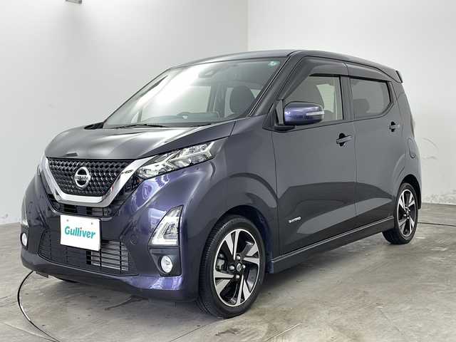 日産 デイズ ハイウェイスターG ターボ 兵庫県 2019(令1)年 1.9万km プレミアムパープルP ・純正ナビ/CD/DVD/BT/TV/AUX/・アラウンドビューモニター/・ETC/・ターボ/・前後ドライブレコーダー/・エマージェンシーブレーキ/・横滑り防止装置/・クリアランスソナー/・ＬＥＤヘッドライト/・オートライト/・フォグランプ/・アイドリングストップ/・ステアリングスイッチ/・純正15インチアルミホイール/・プッシュスタート/・インテリジェントキー/・スペアキー/・サイドエアバッグ/・取扱説明書/・保証書