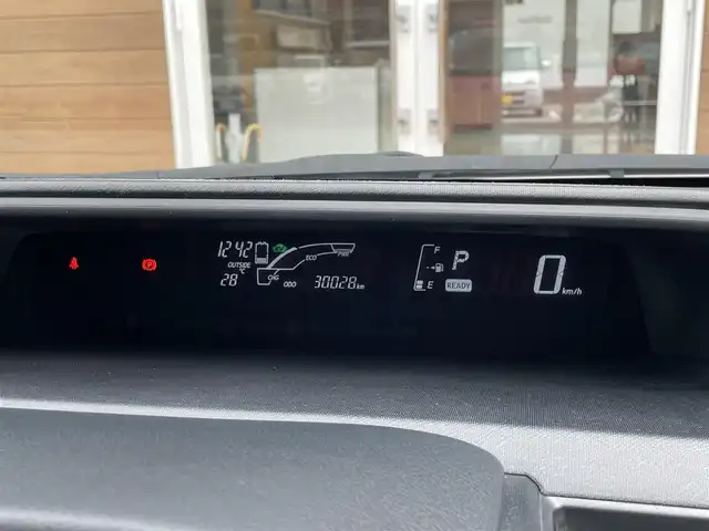 トヨタ アクア X－URBAN ソリッド 宮崎県 2016(平28)年 3万km スーパーレッドⅤ トヨタセーフティセンス/ディーラー純正ナビ/Bluetooth/バックカメラ/衝突軽減システム/オートマチックハイビーム/ルーフレール/純正アルミホイール/ETC/前後ドライブレコーダー
