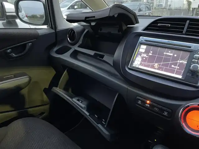 ホンダ フィット シーズ ファインスタイル 群馬県 2012(平24)年 12.3万km クリスタルブラックパール ワンオーナー/純正HDDナビ・TV/DVD再生可能/バックカメラ/電格ミラー/ウィンカーミラー/スマートキー/純正ETC/純フロアマット/ABS/Wエアバック