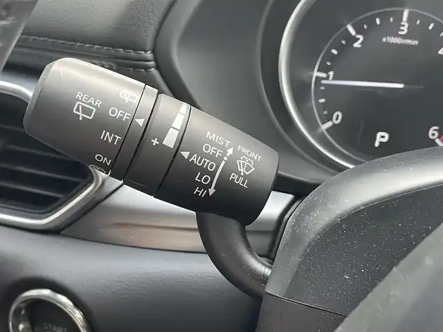 マツダ ＣＸ－５ XD プロアクティブ 滋賀県 2021(令3)年 2.2万km スノーフレイクホワイトパールマイカ 純正10.25インチナビ/【Bluetooth/USB/フルセグTV】/全方位カメラ/クリアランスソナー/追従クルーズコントロール/ブラインドスポットモニタリング/衝突軽減ブレーキ/LEDヘッドライト/オートマチックハイビーム/D席パワーシート/D/N席シートヒーター/ステアリングヒーター/ETC/前後ドライブレコーダー/パワーバックドア/電動パーキングブレーキ/オートブレーキホールド/プッシュスタート/スマートキー/ステアリングリモコン/純正フロアマット