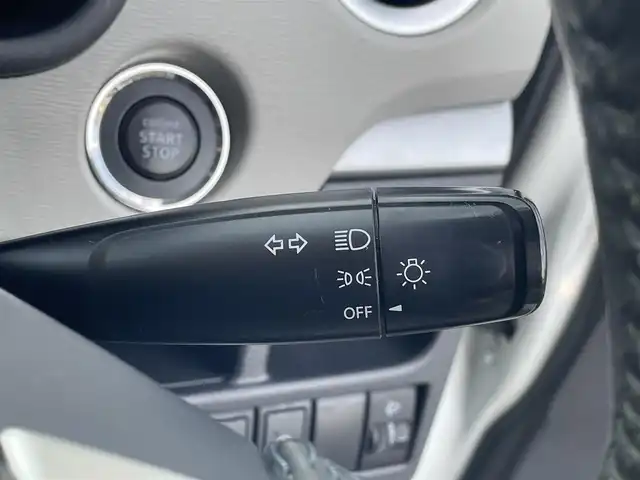 スズキ ワゴンＲ FZ 徳島県 2014(平26)年 11.1万km クリスタルホワイトP (株)IDOMが運営する【じしゃロン徳島店】の自社ローン専用車両になりますこちらは現金またはオートローンご利用時の価格です。/自社ローンご希望の方は別途その旨お申付け下さい”										/										/									スズキセーフティサポート　/社外ナビゲーション　/（フルセグ/CD/DVD/SD/BT)/運転席シートヒーター　/ヘッドライトレベリング/プッシュスタート　/スマートキー　/スペアキー　/１４インチアルミホイール　/革巻きステアリング/ステアリングリモコン/トラクションコントロール　/アイドリングストップ　/電動格納ミラー/Wエアバック/純正フロアマット　/サイドバイザー
