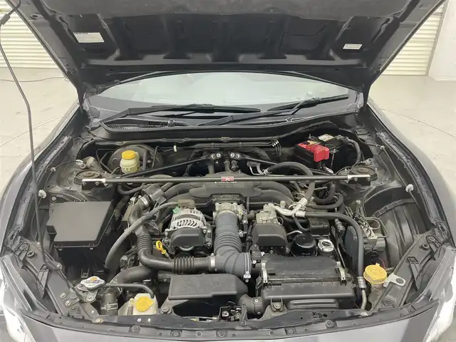 トヨタ ８６ GT 茨城県 2012(平24)年 17.3万km ダークグレーメタリック 社外ナビ/フルセグ視聴可/DVD再生可/バックカメラ/Bluetooth接続/ETC/TRDエアロ（フロント、サイド、リア）/純正AW/純正フロアマット