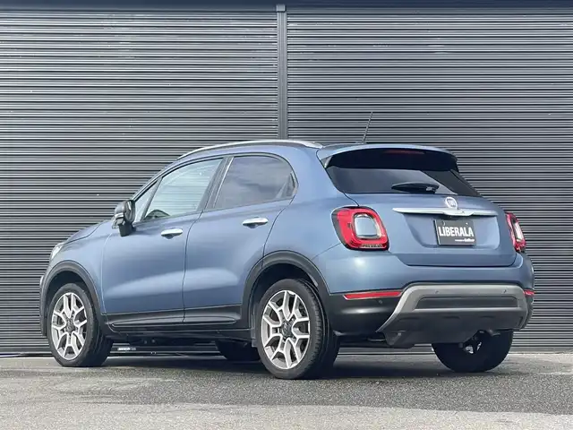 フィアット ５００Ｘ インディゴ 山梨県 2020(令2)年 3万km 青 150台限定車 /1オナ/ACC /純正ディスプレイオーディオ/AppleCarPlay/androidauto/Ｂカメラ　/ＬＥＤヘッド　/オートハイビーム　/ＢＳＡ　/黒革　/前席パワーシート　/前席シートヒーター　/空気圧センサー　/前後ドラレコ　/純正１８インチＡＷ