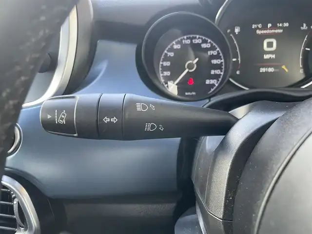 フィアット ５００Ｘ インディゴ 山梨県 2020(令2)年 3万km 青 150台限定車 /1オナ/ACC /純正ディスプレイオーディオ/AppleCarPlay/androidauto/Ｂカメラ　/ＬＥＤヘッド　/オートハイビーム　/ＢＳＡ　/黒革　/前席パワーシート　/前席シートヒーター　/空気圧センサー　/前後ドラレコ　/純正１８インチＡＷ