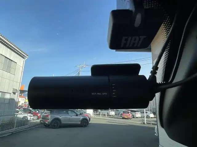 フィアット ５００Ｘ インディゴ 山梨県 2020(令2)年 3万km 青 150台限定車 /1オナ/ACC /純正ディスプレイオーディオ/AppleCarPlay/androidauto/Ｂカメラ　/ＬＥＤヘッド　/オートハイビーム　/ＢＳＡ　/黒革　/前席パワーシート　/前席シートヒーター　/空気圧センサー　/前後ドラレコ　/純正１８インチＡＷ