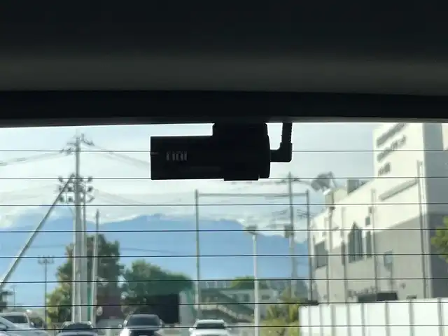 フィアット ５００Ｘ インディゴ 山梨県 2020(令2)年 3万km 青 150台限定車 /1オナ/ACC /純正ディスプレイオーディオ/AppleCarPlay/androidauto/Ｂカメラ　/ＬＥＤヘッド　/オートハイビーム　/ＢＳＡ　/黒革　/前席パワーシート　/前席シートヒーター　/空気圧センサー　/前後ドラレコ　/純正１８インチＡＷ