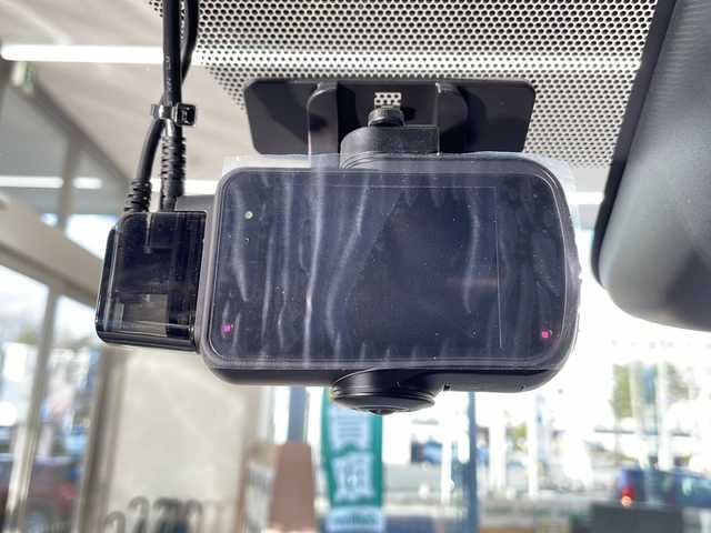 トヨタ アルファードハイブリット Z 山形県 2024(令6)年 0.3万km ゴールド ・ワンオーナー/・左右独立ムーンルーフ/・フリップダウンモニター/・寒冷地仕様/・純正ディスプレイオーディオ/フルセグ/Bluetooth//　AppleCarPlay/AndroidAuto/・全方位モニター/・純正前後ドラレコ/・ビルトインETC2.0/・プリクラッシュセーフティ/・レーンディパーチャーアラート/・レーダークルーズコントロール/・アダプティブハイビームシステム/・ロードサインアシスト/・先行車発進告知/・プロアクティブドライビングアシスト/・トヨタチームメイト/・ヘッドアップディスプレイ/・デジタルインナーミラー/・前席セカンドパワーシート、シートヒーター、ベンチレーション/・D席シートメモリー、パワーイージーアクセス/・ステアリングヒーター/・ユニバーサルステップ/・パワーバックドア/・パドルシフト/・置くだけ充電/・100V充電/・HDMI端子/・純正AW/・純正マット/・スペアキー1本/・保証書/・取扱説明書/・色番号：４Y7 プレシャスレオブロンド