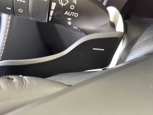 トヨタ アルファードハイブリット Z 山形県 2024(令6)年 0.3万km ゴールド ・ワンオーナー/・左右独立ムーンルーフ/・フリップダウンモニター/・寒冷地仕様/・純正ディスプレイオーディオ/フルセグ/Bluetooth//　AppleCarPlay/AndroidAuto/・全方位モニター/・純正前後ドラレコ/・ビルトインETC2.0/・プリクラッシュセーフティ/・レーンディパーチャーアラート/・レーダークルーズコントロール/・アダプティブハイビームシステム/・ロードサインアシスト/・先行車発進告知/・プロアクティブドライビングアシスト/・トヨタチームメイト/・ヘッドアップディスプレイ/・デジタルインナーミラー/・前席セカンドパワーシート、シートヒーター、ベンチレーション/・D席シートメモリー、パワーイージーアクセス/・ステアリングヒーター/・ユニバーサルステップ/・パワーバックドア/・パドルシフト/・置くだけ充電/・100V充電/・HDMI端子/・純正AW/・純正マット/・スペアキー1本/・保証書/・取扱説明書/・色番号：４Y7 プレシャスレオブロンド