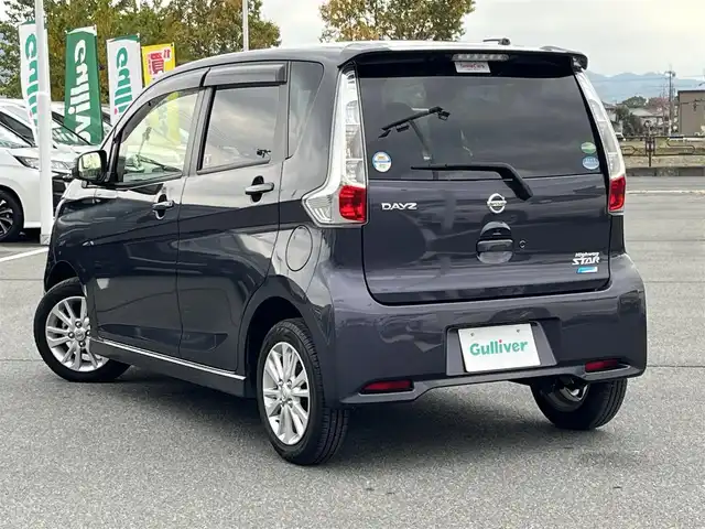 日産 デイズ HWS X Vセレ +SeftyⅡ 奈良県 2015(平27)年 1.7万km プレミアムパープルP 純正ナビ　[MC314D-W]/フルセグＴＶ　/衝突被害軽減システム /LEDヘッドライト /スマートキー /プッシュスタート　/ＥＴＣ /電動格納ミラー /フォグライト /純正14インチAW /アイドリングストップ /革巻きステアリング