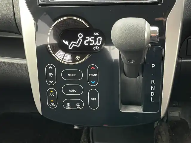 日産 デイズ HWS X Vセレ +SeftyⅡ 奈良県 2015(平27)年 1.7万km プレミアムパープルP 純正ナビ　[MC314D-W]/フルセグＴＶ　/衝突被害軽減システム /LEDヘッドライト /スマートキー /プッシュスタート　/ＥＴＣ /電動格納ミラー /フォグライト /純正14インチAW /アイドリングストップ /革巻きステアリング