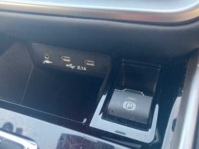 スバル アウトバック リミテッドEX 愛媛県 2023(令5)年 4.4万km クリスタルホワイトP Harmon Kardon/純正メモリーナビ/・Bluetooth/・USB/フルセグTV/バックカメラ（フロントカメラ/左サイドカメラ）/アイサイトX/ETC/前後ドライブレコーダー/パワーバックドア/前席パワーシート/シートヒーター/シートメモリー/革巻きステアリング/ステアリングヒーター/ステアリングスイッチ/革巻きステアリング/電動格納ミラー/純正18インチAW/純正フロアマット/オートライト/LEDヘッドライト/プッシュスタート/スマートキー/スペアキー/保証書/取扱説明書