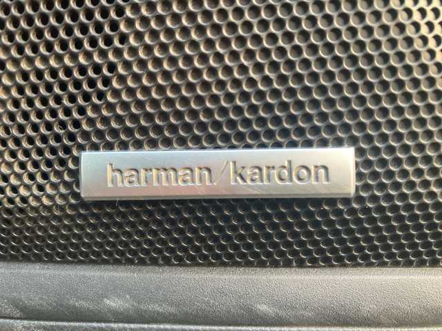 スバル アウトバック リミテッドEX 愛媛県 2023(令5)年 4.4万km クリスタルホワイトP Harmon Kardon/純正メモリーナビ/・Bluetooth/・USB/フルセグTV/バックカメラ（フロントカメラ/左サイドカメラ）/アイサイトX/ETC/前後ドライブレコーダー/パワーバックドア/前席パワーシート/シートヒーター/シートメモリー/革巻きステアリング/ステアリングヒーター/ステアリングスイッチ/革巻きステアリング/電動格納ミラー/純正18インチAW/純正フロアマット/オートライト/LEDヘッドライト/プッシュスタート/スマートキー/スペアキー/保証書/取扱説明書