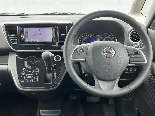 日産 デイズ ルークス ハイウェイスター Gターボ 愛媛県 2017(平29)年 3.5万km モカブラウンP 全方位カメラ/革ステアリング/ステアスイッチ/フォグランプ/ＬＥＤライト/オートライト/オートマッチハイビーム/フルセグＴＶ/クルーズコントロール/ドライブレコーダー/ＥＴＣ/純正ＡＷ/純正フロアット/ベンチシート/Bluetooth/横滑り防止装置/ABS/レーンキープアシスト/衝突軽減システム
