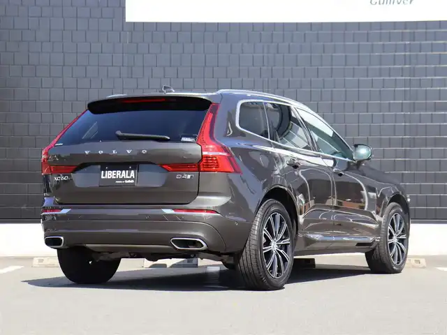 ボルボ ＸＣ６０ D4 AWD インスクリプション 静岡県 2018(平30)年 4万km グレー インテリセーフ/衝突軽減ブレーキACC/レーンキープ ブラインドスポットモニター/パノラマサンルーフ/ベージュレザーシート /ベンチレーション/シートヒーター /前席メモリーパワーシート/純正ナビフルセグTV Bluetooth CarPlay対応/全方位カメラ/ヘッドアップディスプレイ/パワーバックドア /ドライブレコーダー/ETC