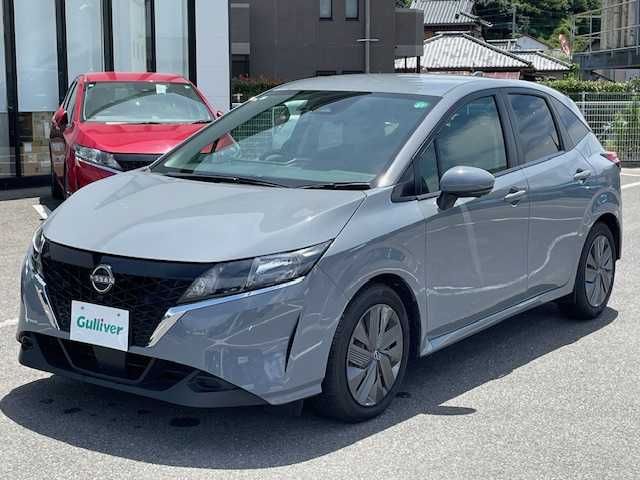 日産 ノート X 長崎県 2023(令5)年 6.5万km グレー 純正メモリーナビ/BT/USB/HDMI/フルセグTV/アラウンドビューモニター/エマージェンシーブレーキ/プロパイロット/ステアリングスイッチ/デジタルインナーミラー/ハンドル支援/ドライブレコーダー/オートマチックハイビーム/ビルトインETC2.0/スマートキー×2