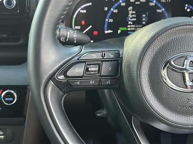 トヨタ ヤリスクロス ハイブリッド Z 宮城県 2020(令2)年 5.8万km ブラックマイカ Toyota Safety Sense/・プリクラッシュセーフティ/・レーントレーシングアシスト/・レーダークルーズコントロール/・オートマチックハイビーム/ブラインドスポットモニター/ヘッドアップディスプレイ/全周囲カメラ/純正8型DAナビ/・Miracast.BT.USB/・フルセグTV/ハーフレザーシート/前席シートヒーター/D席パワーシート/純正ドライブレコーダー（F）/ビルトインETC2.0/プッシュスタート/スマートキー×2/ステアリングスイッチ/LEDヘッドライト/純正18インチAW/純正フロアマット