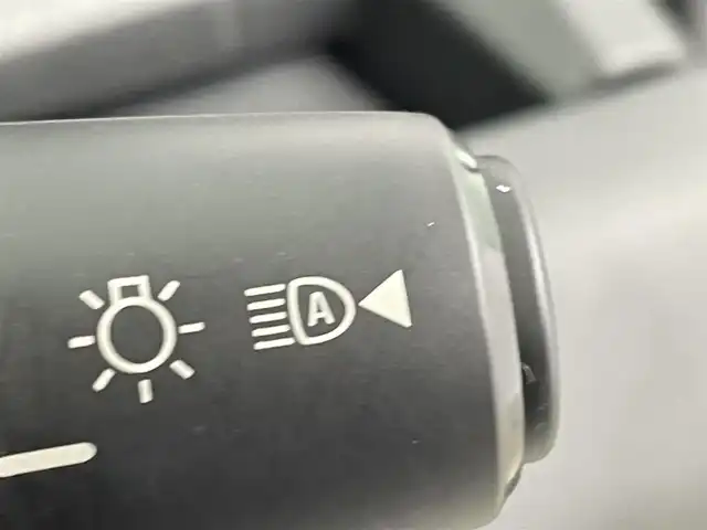 日産 ノート X 90周年記念車 群馬県 2024(令6)年 0.9万km ピュアホワイトパール 禁煙車　純正ナビ　Bluetooth　フルセグ　全方位カメラ　ブラインドスポットモニター　衝突軽減システム　オートマチックハイビーム　コーナーセンサー　LED　プッシュスタート　スマートキー