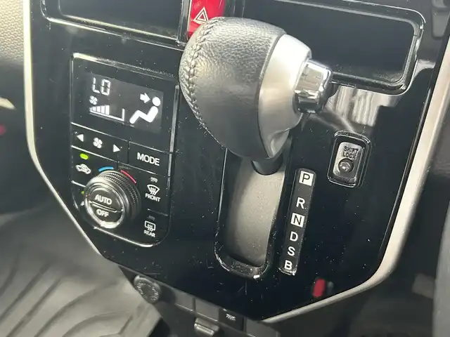 トヨタ ルーミー カスタムG S 道南・函館 2018(平30)年 6.6万km パールホワイトⅢ ／純正９インチＳＤナビ/／フルセグＴＶ/／寒冷地仕様/／夏冬タイヤ/／エンジンスターター/／バックカメラ/／ワンオーナー/／衝突軽減システム/／クルーズコントロール/／両側パワスラ/／スペアキー/／保証書/／取扱説明書/／記録簿