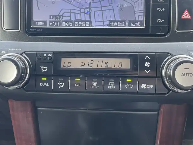 トヨタ ランドクルーザー プラド TX Lパッケージ 宮城県 2015(平27)年 12.2万km グレーメタリック 純正ナビ/　CD/DVD/　FM/AM/　フルセグテレビ/　Bluetooth/エンジンスターター　/４ＷＤ　/７人乗り３列シート/自動収納サードシート/ターボ　/純正アルミホイール１７インチ/ヒーターアイドルアップ/フロントワイパーデアイサー/ETC/センターデフロック/パワーシート/シートヒーター/クルーズコントロール/ダウンヒルアシストコントロール/横滑り防止