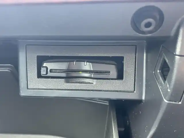 トヨタ ランドクルーザー プラド TX Lパッケージ 宮城県 2015(平27)年 12.2万km グレーメタリック 純正ナビ/　CD/DVD/　FM/AM/　フルセグテレビ/　Bluetooth/エンジンスターター　/４ＷＤ　/７人乗り３列シート/自動収納サードシート/ターボ　/純正アルミホイール１７インチ/ヒーターアイドルアップ/フロントワイパーデアイサー/ETC/センターデフロック/パワーシート/シートヒーター/クルーズコントロール/ダウンヒルアシストコントロール/横滑り防止
