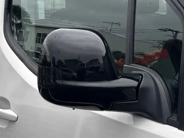 シトロエン シトロエン ベルランゴ シャイン XTRパック 静岡県 2021(令3)年 4万km 白 ユーザー買取車両/ワンオーナー/純正ナビ/　【BT/ラジオ】/純正LEDヘッドライト/純正17インチAW/全方位カメラ/バックカメラ/レーダークルーズコントロール/レーンキープアシスト/電動パーキングブレーキ/ETC/両側スライドドア/パノラマルーフ/新車時保証書/取扱説明書/スペアキー×1
