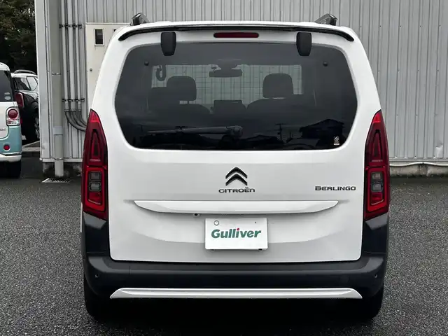 シトロエン シトロエン ベルランゴ シャイン XTRパック 静岡県 2021(令3)年 4万km 白 ユーザー買取車両/ワンオーナー/純正ナビ/　【BT/ラジオ】/純正LEDヘッドライト/純正17インチAW/全方位カメラ/バックカメラ/レーダークルーズコントロール/レーンキープアシスト/電動パーキングブレーキ/ETC/両側スライドドア/パノラマルーフ/新車時保証書/取扱説明書/スペアキー×1