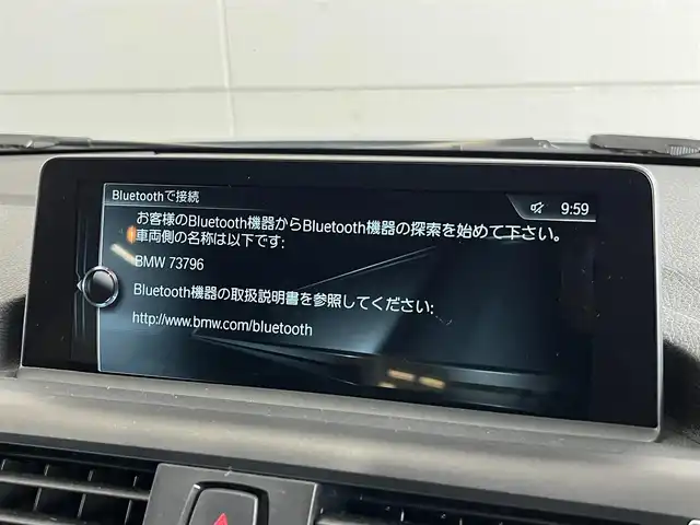 ＢＭＷ １１８ｉ スポーツ 山形県 2017(平29)年 1.1万km グレイシャーシルバー インテリジェントセーフティー/・歩行者警告/・衝突警告/車線逸脱警告/前方ドライブレコーダー/クルーズコントロール/スピードリミッター/純正LEDヘッドライト/オートライト/MTモード付AT/AW付スタッドレスタイヤ有/スペアキー１本