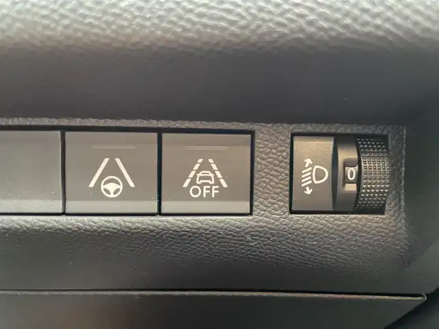 プジョー ２０８ アリュール 栃木県 2021(令3)年 4.8万km 黒 Applecarplay/androidAuto/バックカメラ/ETC/クリアランスソナー/アクティブクルーズコントロール/アクティブセーフブレーキ/レーンアシスト/ハーフレザー/ドライブレコーダー/LEDヘッドライト/オートライト