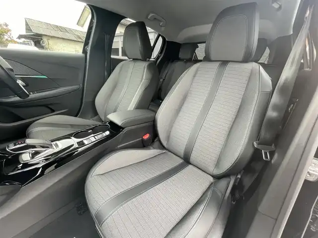 プジョー ２０８ アリュール 栃木県 2021(令3)年 4.8万km 黒 Applecarplay/androidAuto/バックカメラ/ETC/クリアランスソナー/アクティブクルーズコントロール/アクティブセーフブレーキ/レーンアシスト/ハーフレザー/ドライブレコーダー/LEDヘッドライト/オートライト