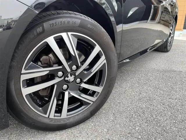 プジョー ２０８ アリュール 栃木県 2021(令3)年 4.8万km 黒 Applecarplay/androidAuto/バックカメラ/ETC/クリアランスソナー/アクティブクルーズコントロール/アクティブセーフブレーキ/レーンアシスト/ハーフレザー/ドライブレコーダー/LEDヘッドライト/オートライト