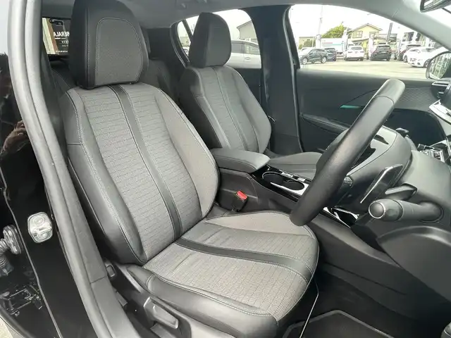 プジョー ２０８ アリュール 栃木県 2021(令3)年 4.8万km 黒 Applecarplay/androidAuto/バックカメラ/ETC/クリアランスソナー/アクティブクルーズコントロール/アクティブセーフブレーキ/レーンアシスト/ハーフレザー/ドライブレコーダー/LEDヘッドライト/オートライト