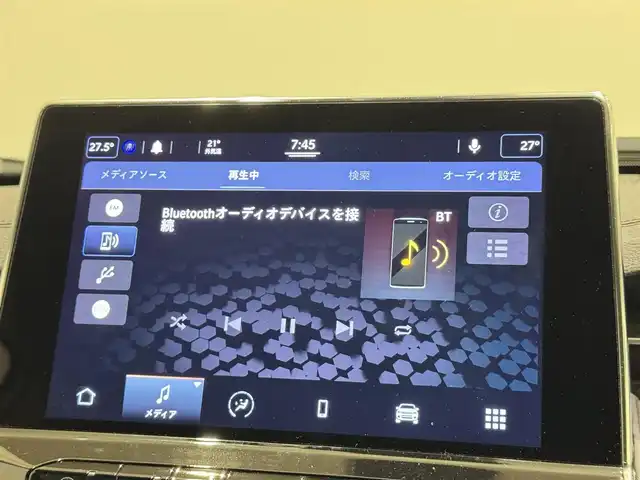 クライスラー・ジープ ジープ コンパス ロンジチュード 福岡県 2021(令3)年 4.6万km ブライトホワイト 後期　/ＡＣＣ／ＢＳＭ　/黒半革　/ＡｐｐｌｅＣａｒＰｌａｙ　/ＡｎｄｒｏｉｄＡｕｔｏ　/リアバックアップカメラ　/Ｂｌｕｅｔｏｏｔｈ　/前後ソナー　/スマートキー　/Ｆ／Ｒパーキングアシスト　/純正１７インチＡＷ