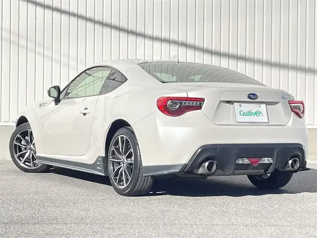 スバル ＢＲＺ R 群馬県 2019(平31)年 2.1万km クリスタルホワイトP ワンオーナー/純正ナビ/（CD/DVD/Bluetooth/AM/FM）/バックカメラ/STIエアロ/革巻きステアリング/前後ドライブレコーダー/純正アルミホイール/LEDヘッドランプ/横滑り防止/電動格納ミラー/TRACKモード/保証書/取扱説明書