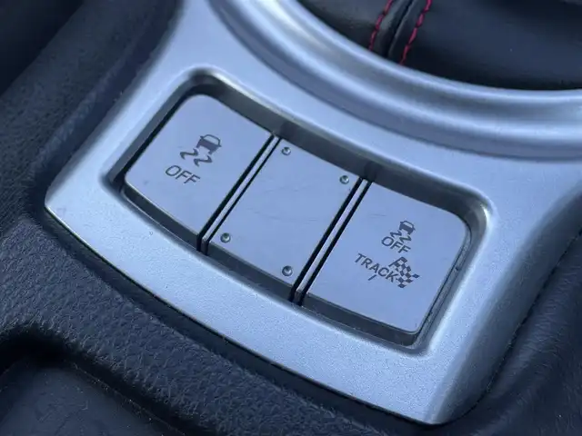 スバル ＢＲＺ R 群馬県 2019(平31)年 2.1万km クリスタルホワイトP ワンオーナー/純正ナビ/（CD/DVD/Bluetooth/AM/FM）/バックカメラ/STIエアロ/革巻きステアリング/前後ドライブレコーダー/純正アルミホイール/LEDヘッドランプ/横滑り防止/電動格納ミラー/TRACKモード/保証書/取扱説明書