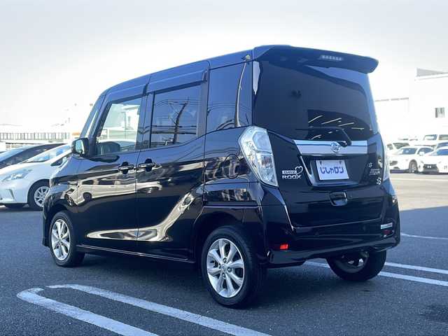 日産 デイズ ルークス ハイウェイスター Xターボ 熊本県 2018(平30)年 8万km ブラック (株)IDOMが運営する【じしゃロン熊本店】の自社ローン対象車両になります。こちらは現金ご利用時の価格です。自社ローンご希望の方は別途その旨お申付け下さい。　/純正ナビ（フルセグテレビ/DVD/CD/Bluetooth）/全方位カメラ/D席シートヒーター/コーナーセンサー/ＥＴＣ/片側パワースライドドア/コーナーセンサー/ＬＥＤヘッドライト/オートライト/スマートキー/純正アルミホイール