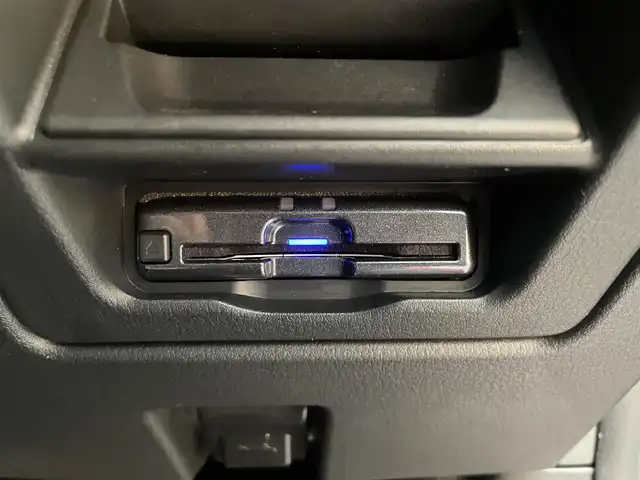 マツダ ＣＸ－６０ XD Lパッケージ 鹿児島県 2023(令5)年 3.2万km ソウルレッドクリスタルM 禁煙車　/純正ディスプレイオーディオ/　・フルセグTV/　・Bluetooth/　・AppleCarPlay/　・AndroidAuto/全方位カメラ/サンルーフ/BOSEサウンドシステム　/i-ACTIVSENSE/　・スマートブレーキサポート/　・誤発進抑制制御機能/　・アダプティブLEDヘッドライト/　・前側方接近/　・ブラインドスポットモニタリング/　・レーンキープアシスト/　・交通標識認識機能/本革シート　/シートヒーター/パワーシート/シートメモリ/ETC/純正アルミホイール　/フロアマット