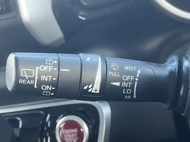 ホンダ Ｎ ＢＯＸ カスタム G ターボ Lパッケージ 秋田県 2017(平29)年 12.7万km プレミアムホワイトパールⅡ 社外ナビ/４WD/スマートキー/両側パワスラ/ターボ/フルセグ/前席シートヒーター/社外アルミ/社外フロアマット/ETC/ステアリングスイッチ/フリップダウンモニター/アイドリングストップ/プッシュスタート/オートライト/オートエアコン/パドルシフト/横滑り防止/純正ドアバイザー/オートエアコン/オートライト/パワーステアリング/パワーウィンドウ/電動格納ウィンカーミラー/フルフラットシート/チップアップシート/保証書/取扱説明書/記録簿