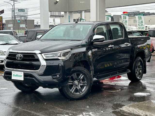 トヨタ ハイラックス Z 道東・釧路十勝 2024(令6)年 2.9万km アティチュードブラックマイカ パートタイム4WD/ディーゼルターボ/ワンオーナー/寒冷地仕様/純正ナビ(Bluetooth)/バックカメラ/トヨタセーフティセンス/  プリクラッシュセーフティ/  レーンディパーチャーアラート/  レーダークルーズコントロール/  ロードサインアシスタント(RSA)/  先行車発進告知機能(TMN)/リアデフロック/アイドリングストップ/LEDヘッドライト/フォグライト/ミラーヒーター/コーナーセンサー/USBソケット/フロントワイパーデアイサー/ステアリングスイッチ/革巻きステアリング/ウィンカーミラー/電動格納ミラー/トノカバー(ソフトタイプ)/純正エンジンスターター/スマートキー/エンジンプッシュスタート/スペアキー/取扱説明書/保証書/ナビ取説/純正17インチアルミホイール
