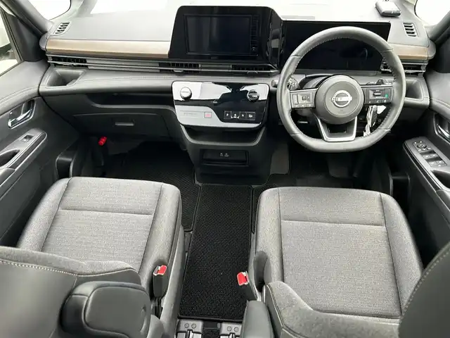 日産 セレナ ハイウェイスター V 大阪府 2024(令6)年 1.9万km パール 純正ナビ BT USB ETC/アラウンドビューモニター/プロパイロット/9インチナビ/純正16インチホイール/BSM/スマートルームミラー/エマージェンシーブレーキ/両側パワースライドドア/LEDヘッドラオイト