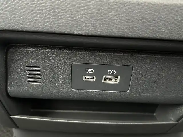 日産 セレナ ハイウェイスター V 大阪府 2024(令6)年 1.9万km パール 純正ナビ BT USB ETC/アラウンドビューモニター/プロパイロット/9インチナビ/純正16インチホイール/BSM/スマートルームミラー/エマージェンシーブレーキ/両側パワースライドドア/LEDヘッドラオイト