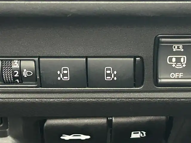 日産 セレナ ハイウェイスター V 大阪府 2024(令6)年 1.9万km パール 純正ナビ BT USB ETC/アラウンドビューモニター/プロパイロット/9インチナビ/純正16インチホイール/BSM/スマートルームミラー/エマージェンシーブレーキ/両側パワースライドドア/LEDヘッドラオイト