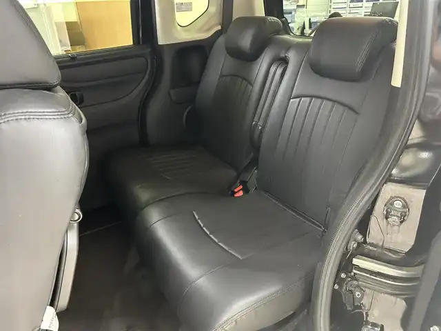 ホンダ Ｎ ＢＯＸ G ターボ Lパッケージ 東京都 2016(平28)年 10.6万km スマートブラック 純正ディーラーナビ/(VXM-164CSi)/(CD/ワンセグTV/ipod/BT/SD/USB)/両側パワースライドドア/横滑り防止/衝突被害軽減ブレーキ/電動格納ウインカーミラー/ドアバイザー/オートライト/LEDライト/クルーズコントロール/革巻きステアリング/ステアリングスイッチ/パドルシフト/ETC/前方ドライブレコーダー/純正フロアマット/レザー調シートカバー/後席テーブル/後席サンシェード/ISOFIX/リアプライバシーガラス/ドアハンドルプロテクター/W+サイドSRS&ABS
