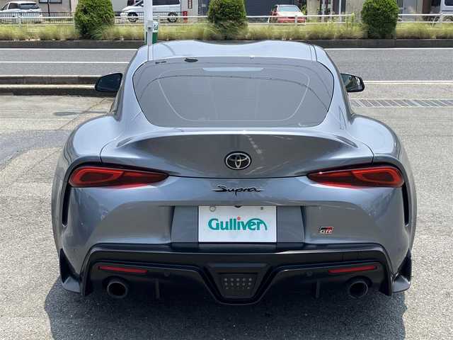 トヨタ スープラ SZ－R 三重県 2021(令3)年 6.1万km グレー ♪車検R8年7月1日/♪Toyota Supra Safety/ ・プリクラッシュセーフティ(PCS)/ ・レーンディパーチャーアラート(LDA)/ ・ブラインドスポットモニター(BSM)/♪JBLサウンド/ヘッドアップディスプレイ/純正ナビ/ ・フルセグ・BTオーディオ/ ・Apple Car Play/バックカメラ/レーダークルーズコントロール/スマートキー×2/プッシュスタート/ハーフレザーシート/前席シートヒーター/前席パワーシート(運転席メモリ付き)/LEDヘッドライト/オートライト/オートワイパー/クリアランスソナー/レーダー探知機/ドライブレコーダー/純正18インチAW/革巻ステアリング/ステアリングスイッチ/アイドリングストップ/ウィンカーミラー/フロアマット/サイド/カーテンエアバック