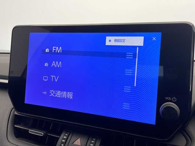 トヨタ ＲＡＶ４ ＰＨＶ Z 愛知県 2023(令5)年 0.8万km プラチナホワイトパールマイカ 衝突軽減システム/純正10型ディズプレイオーディオ　ナビ機能あり/レーダークルーズコントロール/シートヒーター/エアシート/フルセグ/Bluetooth/バックカメラ/電動リアゲート/ルーフレール/パワーシート/ヘッドアップディスプレイ/コーナーセンサー/純正アルミホイール/ETC2.0/ブラインドスポットモニター/LEDヘッドライト/ステアリングヒーター/インテリジェントミラー/オートマチックハイビーム/置くだけ充電機/ドライブレコーダー/ステアリングスイッチ/スマートキー/プッシュスタート