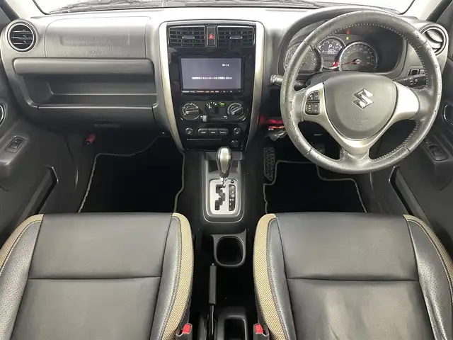 スズキ ジムニー ランドベンチャー 福島県 2015(平27)年 7.3万km ブルーイッシュブラックパール3 純正ナビ/・フルセグTV/BT/USB/CD/DVD/AM/FM/レザーシート/・シートヒーター/ステアリングリモコン/ETC/背面タイヤ/純正アルミホイール/リモコンキー/ターボ/４WD/AC/ミラーヒーター/ドアバイザー/ABS/横滑り防止装置/ハロゲンライト/フォグランプ/純正フロアマット