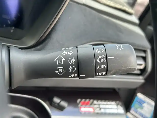 スバル レヴォーグ STIスポーツシャープ 愛知県 2023(令5)年 4.2万km 青 500台限定/４WD/純正11.6インチナビ/フルセグTV/バックカメラ/ビルトインETC/全車速追従機能付クルーズコントロール/コーナーセンサー/アイドリングストップ/アイサイトセイフティプラス/ターボ/LEDヘッドランプ/LEDフロントフォグランプ/純正19インチAW/革巻きステアリング/パドルシフト/ブラック合皮/ウルトラスエードコンビシート/シートヒーター/パワーシート/禁煙車