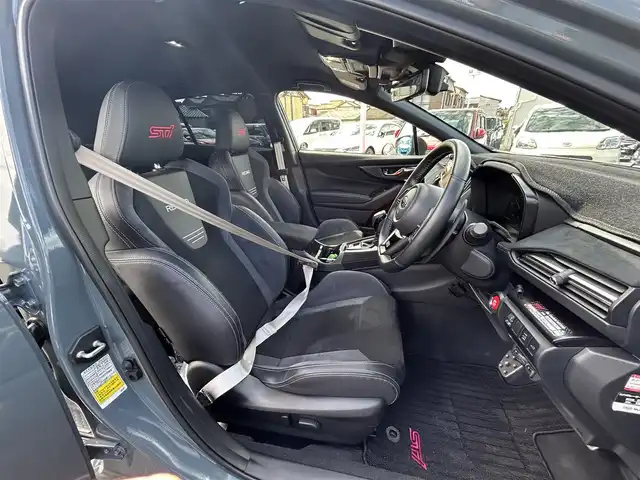 スバル レヴォーグ STIスポーツシャープ 愛知県 2023(令5)年 4.2万km 青 500台限定/４WD/純正11.6インチナビ/フルセグTV/バックカメラ/ビルトインETC/全車速追従機能付クルーズコントロール/コーナーセンサー/アイドリングストップ/アイサイトセイフティプラス/ターボ/LEDヘッドランプ/LEDフロントフォグランプ/純正19インチAW/革巻きステアリング/パドルシフト/ブラック合皮/ウルトラスエードコンビシート/シートヒーター/パワーシート/禁煙車