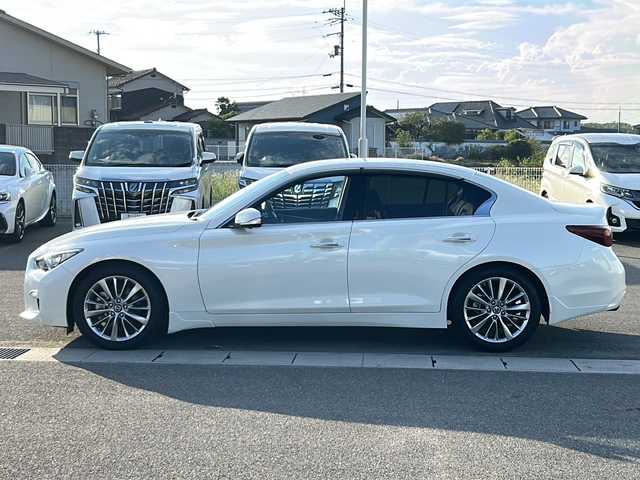 日産 スカイライン GT タイプP 香川県 2020(令2)年 3万km ブリリアントホワイトパール 純正NISSAN　Connectナビ/フルセグテレビ/アラウンドビューモニター/ドライブレコーダー/運転席/助手席パワーシート/レザーシート/運転席/助手席シートヒーター/前後コーナーセンサー/ETC