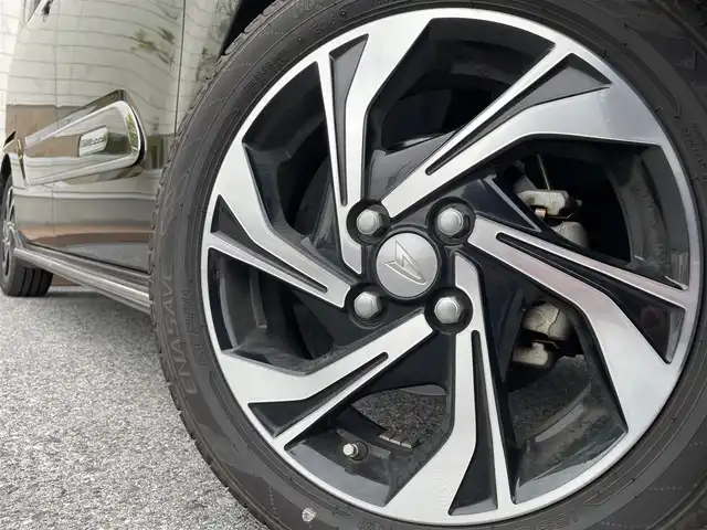 ダイハツ タント カスタム RS スタイルセレクション 滋賀県 2020(令2)年 4.2万km パールブラック 両側パワースライドドア/純正9インチナビ/（AM/FM/CD/DVD/フルセグ/Bluetooth）/バックカメラ/全周囲カメラ/ドライブレコーダー/ETC/クルーズコントロール/プリクラッシュブレーキアシスト/横滑り防止装置/コーナーセンサー/アイドリングストップ/運転席・助手席シートヒーター/電動格納ミラー/オートライト/LEDヘッドライト/プッシュスタート/スマートキー/スペアキー/オートエアコン/USB端子/純正フロアマット